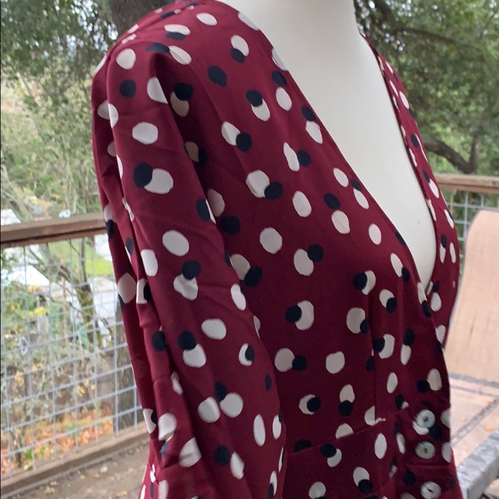 Beautiful Burgundy dress with white and black dots - Picture 8 of 14